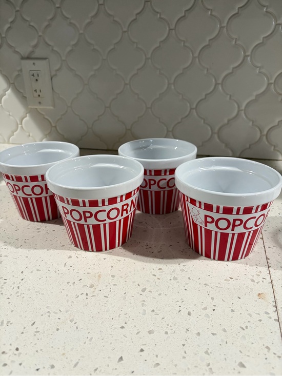 Bella Other - Red Popcorn Stripe Snack Cups - Set of 4 (Brand Unspecified)